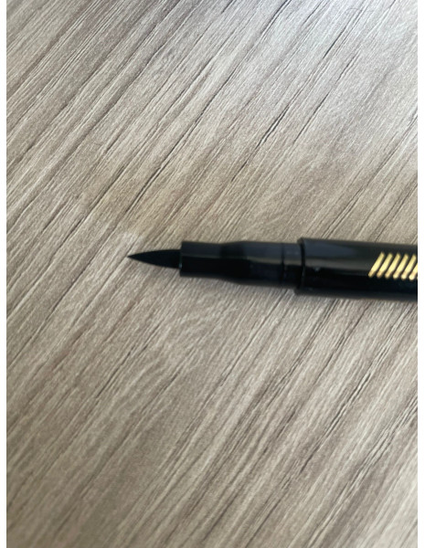 Pen Eyeliner Maquillaje Elixir