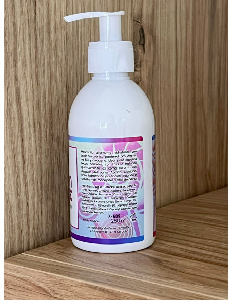 Mascarilla hidratante con ácido hialurónico y pantenol 250 ml.