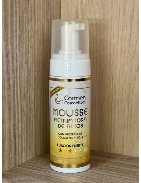 Mousse activadora de rizos Carmen Cosméticos fijación fuerte 150 ml