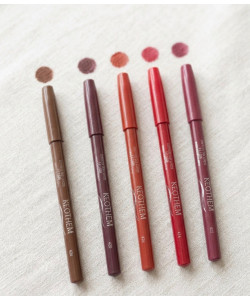 Lápiz perfilador de labios Keothem